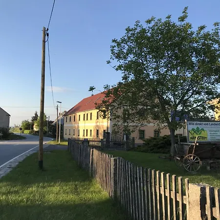 Familie Nahrstedt Wildblick Апартаменты Лёбау