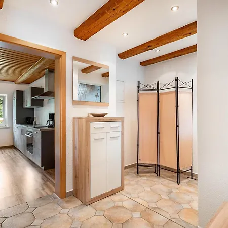 Familie Nahrstedt Wildblick Апартаменты *