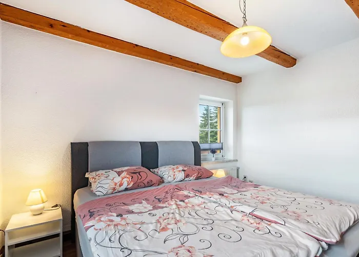 Familie Nahrstedt Wildblick 公寓